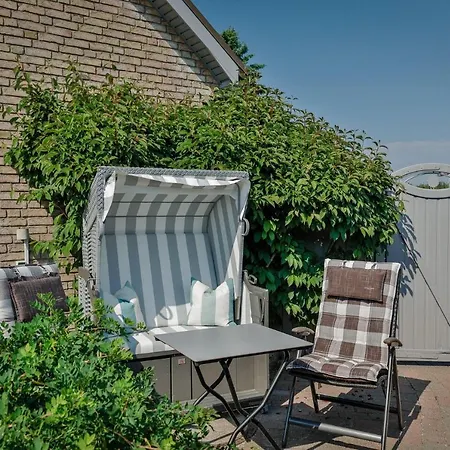 Haus-blum-schoene-ferienwohnung-in-absolut-ruhiger-lage-in-westerland * فيسترلاند