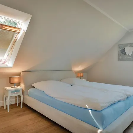 Haus-blum-schoene-ferienwohnung-in-absolut-ruhiger-lage-in-westerland