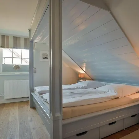 شقة Haus-blum-schoene-ferienwohnung-in-absolut-ruhiger-lage-in-westerland *