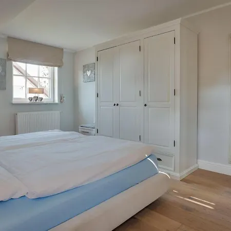 Haus-blum-schoene-ferienwohnung-in-absolut-ruhiger-lage-in-westerland Westerland