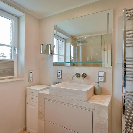 Haus-blum-schoene-ferienwohnung-in-absolut-ruhiger-lage-in-westerland Westerland