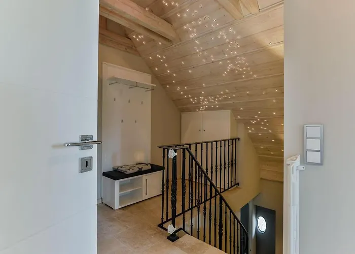 Haus-blum-schoene-ferienwohnung-in-absolut-ruhiger-lage-in-westerland شقة فيسترلاند