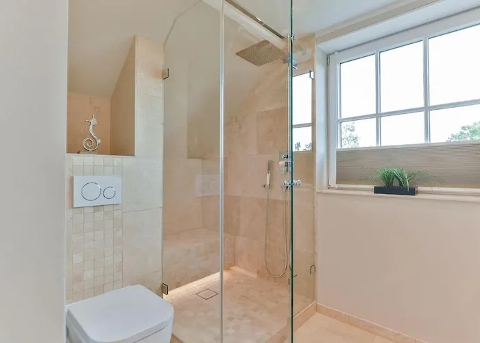 Haus-blum-schoene-ferienwohnung-in-absolut-ruhiger-lage-in-westerland *