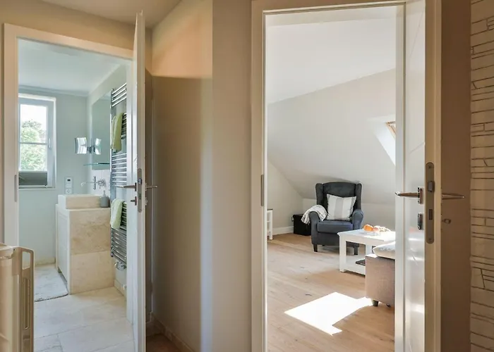 شقة Haus-blum-schoene-ferienwohnung-in-absolut-ruhiger-lage-in-westerland